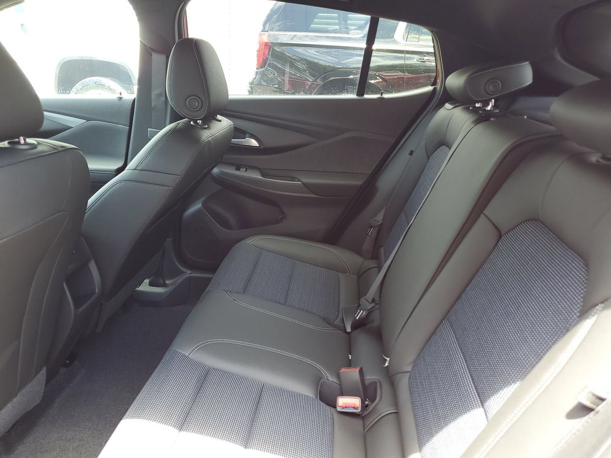 New 2026 Buick Envista Sport Touring w/ Convenience I Package FWD image 10