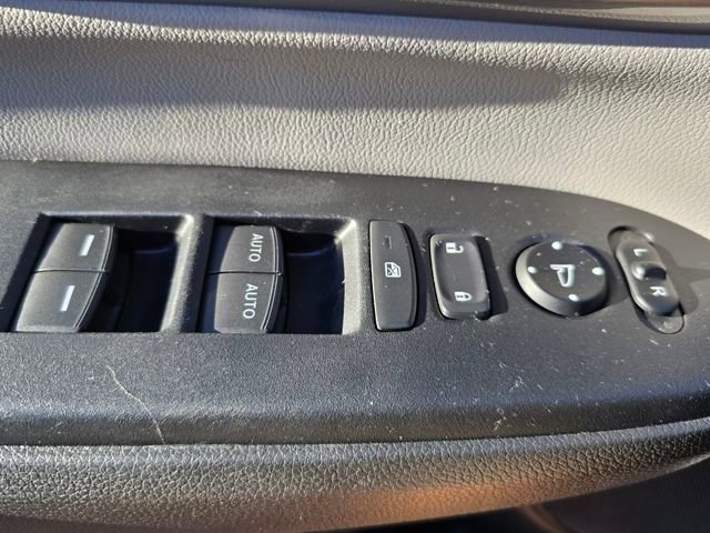 Used 2021 Honda CR-V Touring image 13