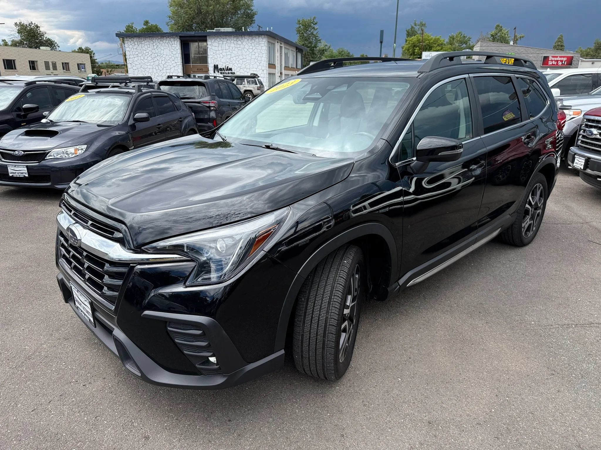 Used 2023 Subaru Ascent Limited AWD/4WD image 5