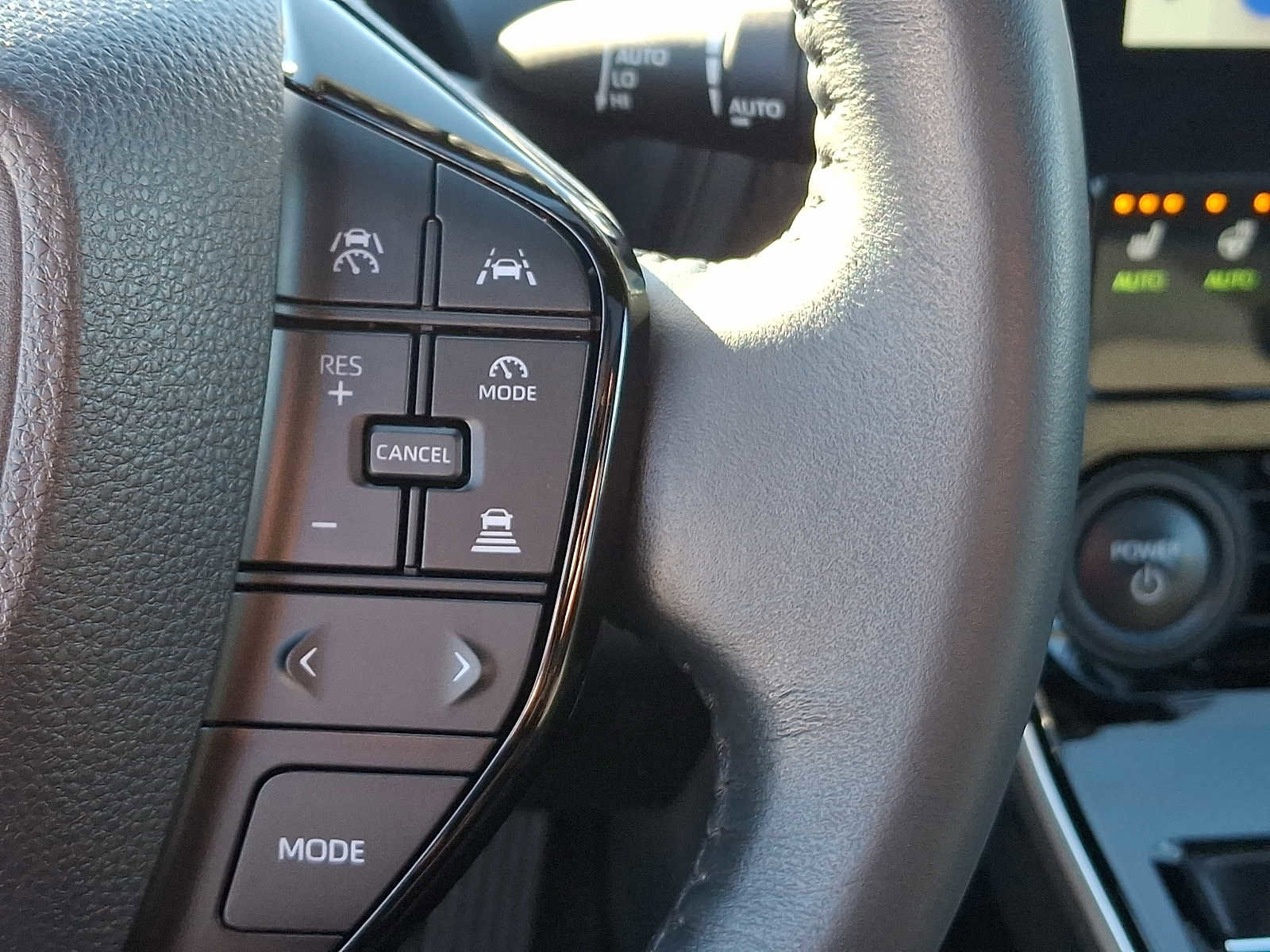 Certified 2025 Toyota bZ4X AWD image 25