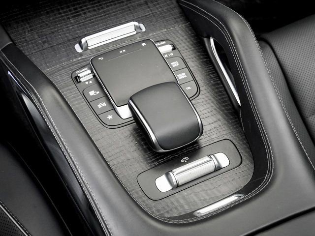 Used 2021 Mercedes-Benz GLS 580 4MATIC image 19