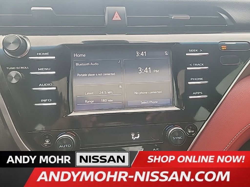 Used 2018 Toyota Camry XSE image 22