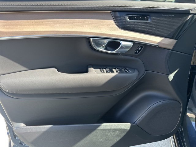 New 2026 Volvo XC90 T8 Plus image 12