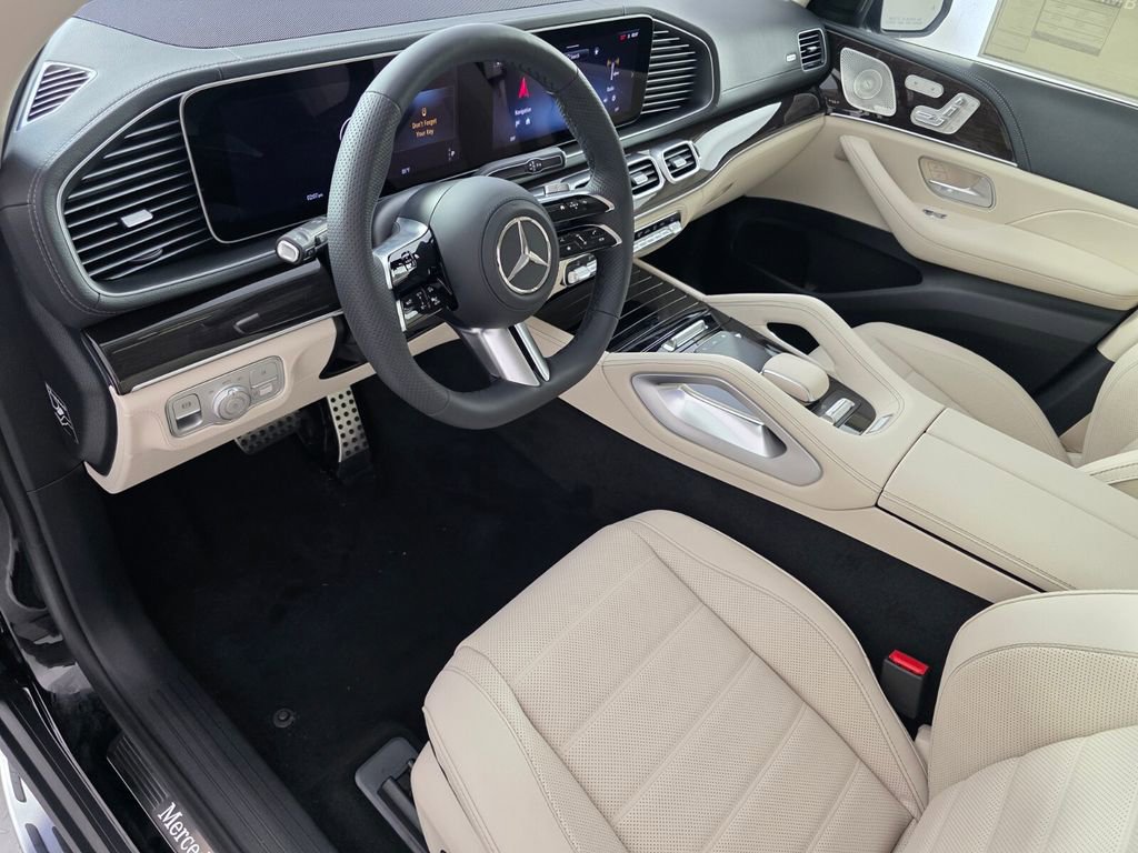 New 2026 Mercedes-Benz GLS 450 4MATIC image 7