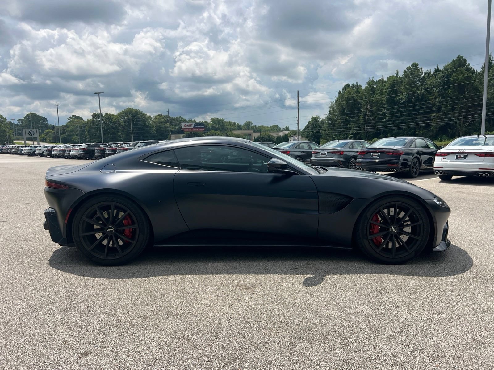 Used 2020 Aston Martin V8 Vantage Coupe RWD image 5