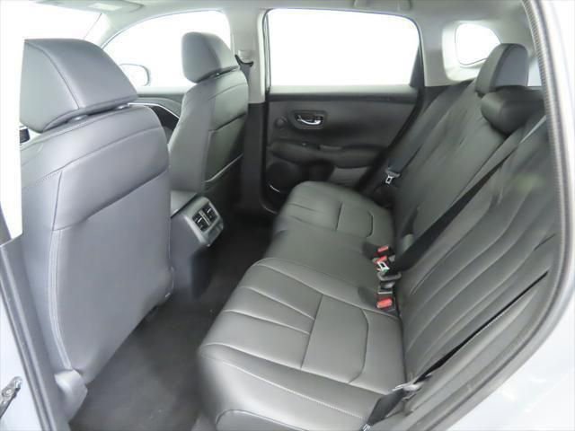 Used 2025 Acura ADX AWD image 23