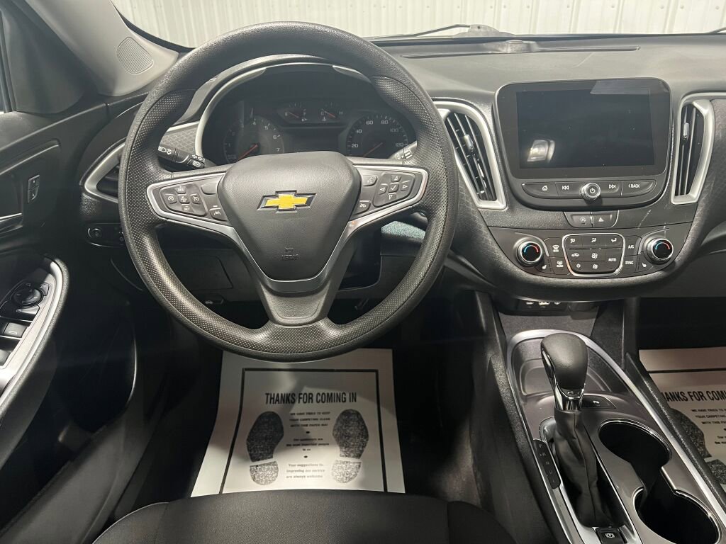 Used 2023 Chevrolet Malibu LT w/ Driver Confidence Package image 4
