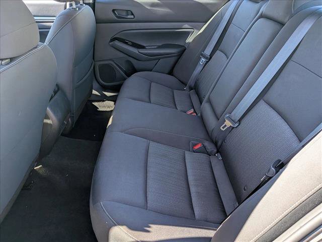 Used 2023 Nissan Altima 2.5 SV FWD image 17