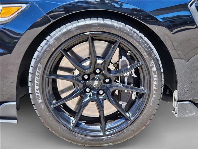 Used 2019 Ford Mustang Shelby GT350 w/ Technology Package image 23