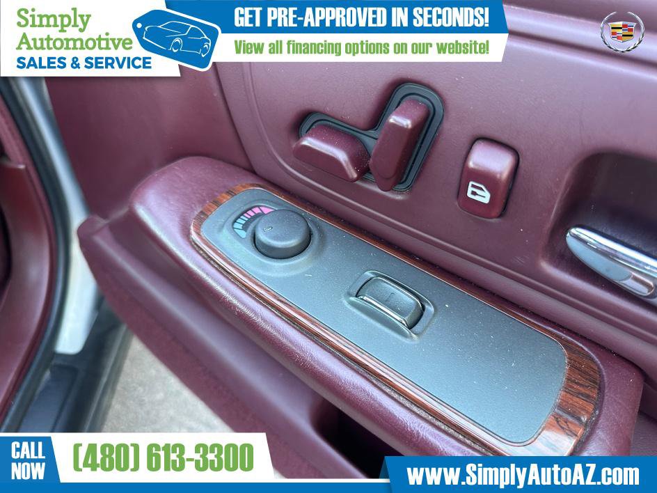 Used 1997 Cadillac De Ville Sedan FWD image 22