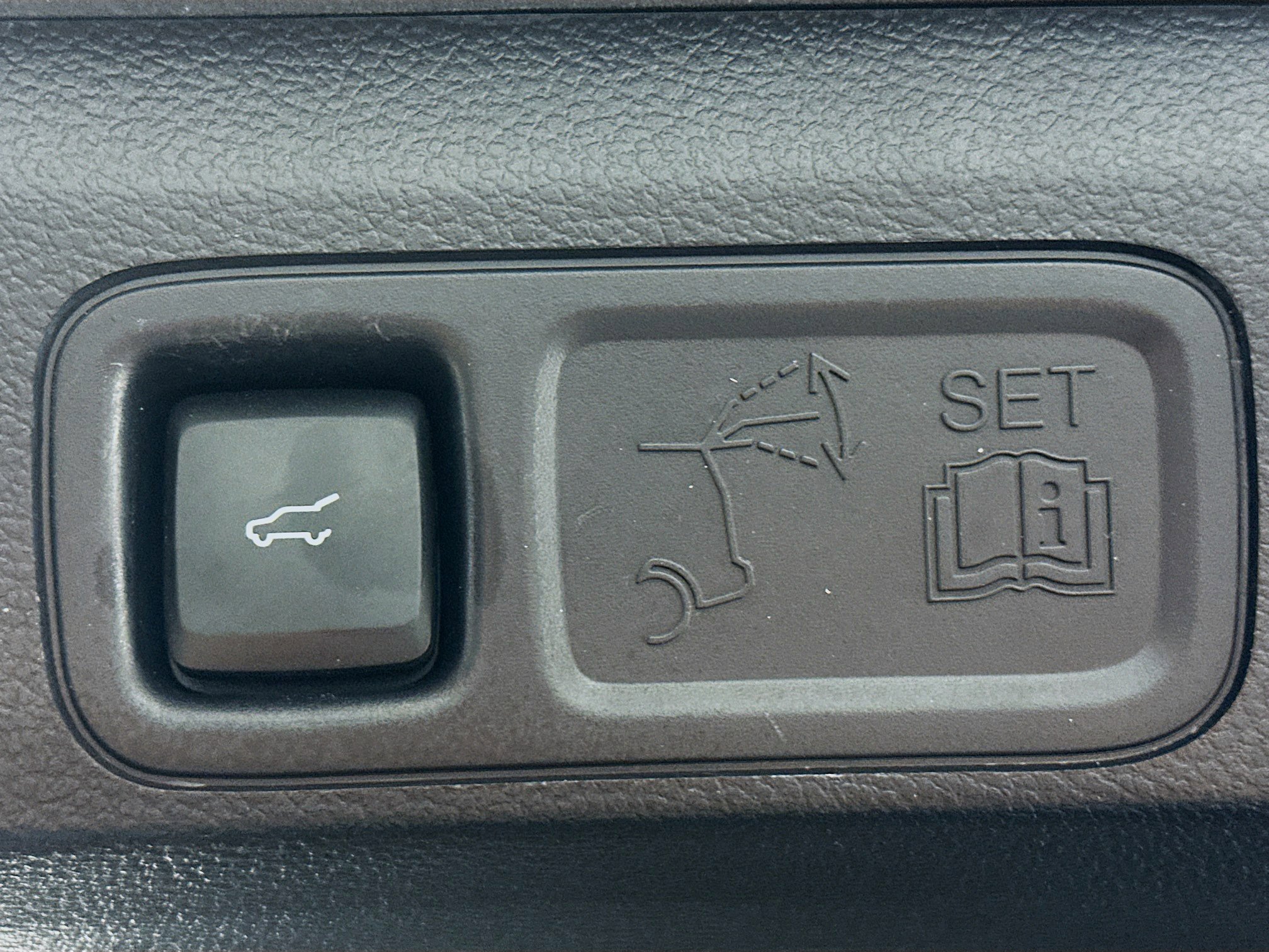 Used 2024 Ford Expedition Max XLT image 31