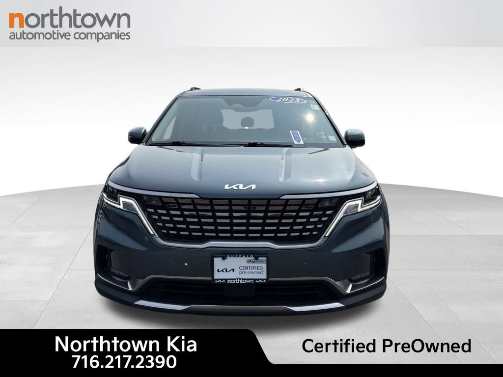 Certified 2023 Kia Carnival SX FWD image 3