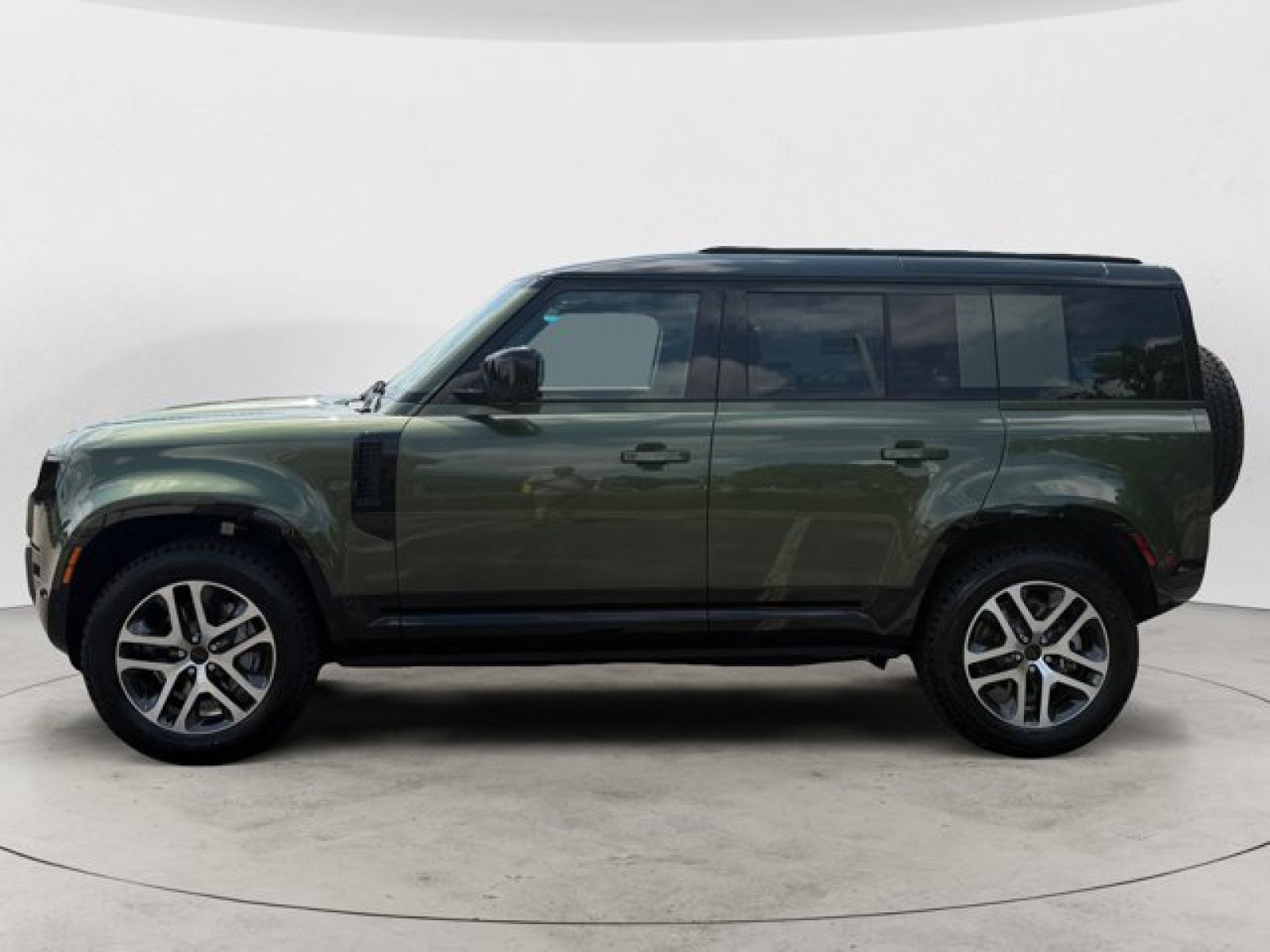New 2026 Land Rover Defender 110 X-Dynamic SE AWD/4WD image 7