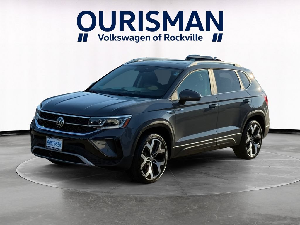 Used 2022 Volkswagen Taos SEL AWD/4WD image 2