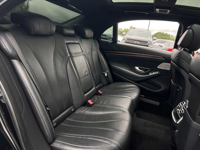 Used 2017 Mercedes-Benz S 550 Sedan image 35