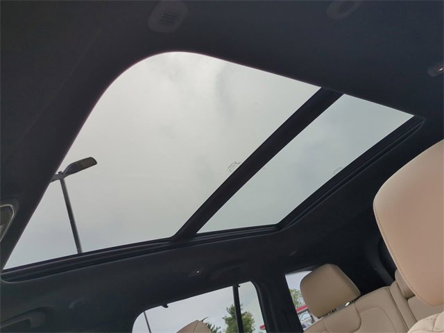 New 2025 Jeep Grand Cherokee Limited w/ Luxury Tech Group II image 20