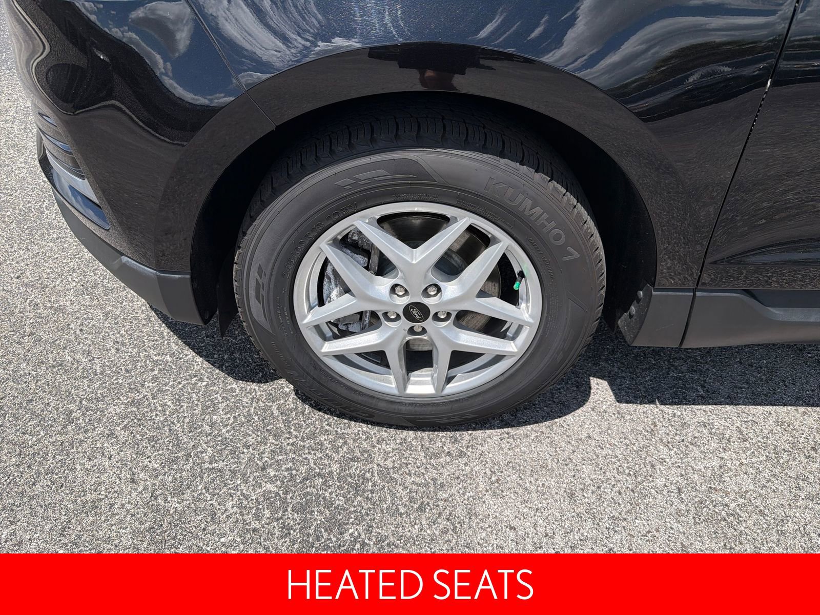 Used 2024 Ford Edge SEL AWD/4WD image 11