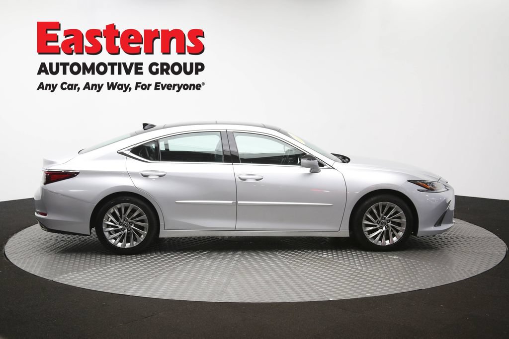 Used 2019 Lexus ES 350 Ultra Luxury w/ Accessory Package FWD image 47