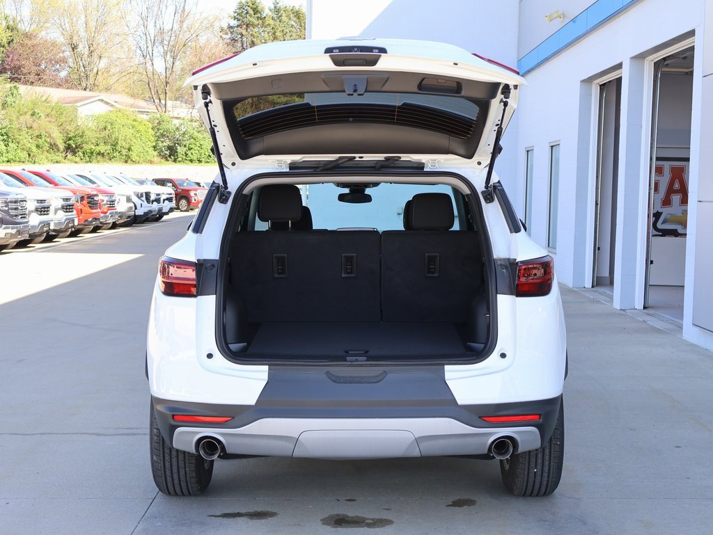 New 2025 Chevrolet Blazer LT image 30