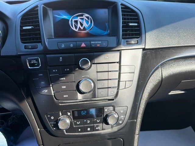 Used 2013 Buick Regal Premium FWD image 25