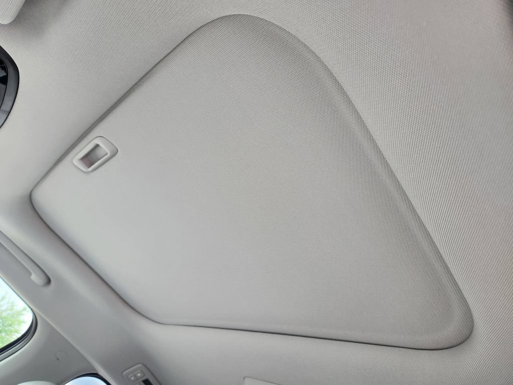 New 2026 Kia Carnival SX w/ SX Dark Edition Package FWD image 21