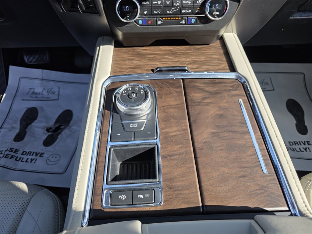 Used 2020 Ford Expedition Platinum image 28