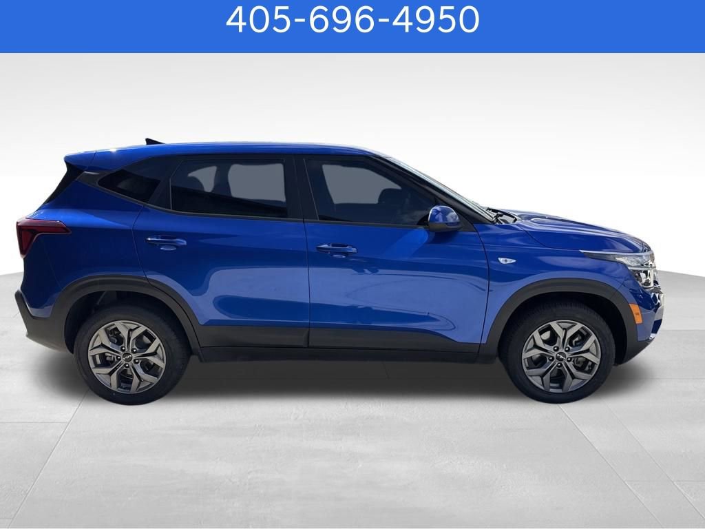 Used 2024 Kia Seltos LX image 4