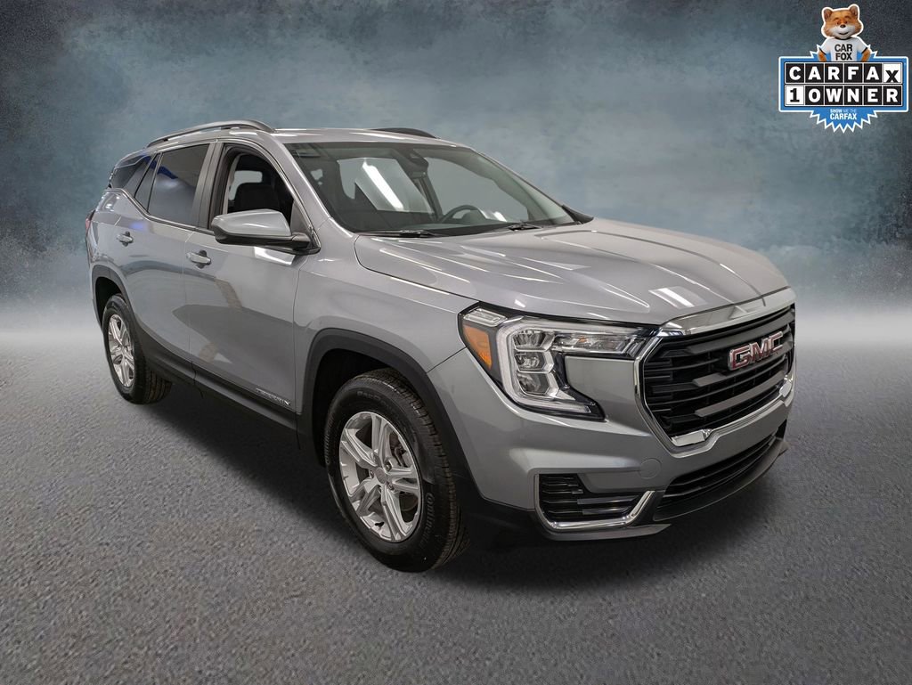 Used 2024 GMC Terrain SLE w/ Driver Convenience Package AWD/4WD image 3