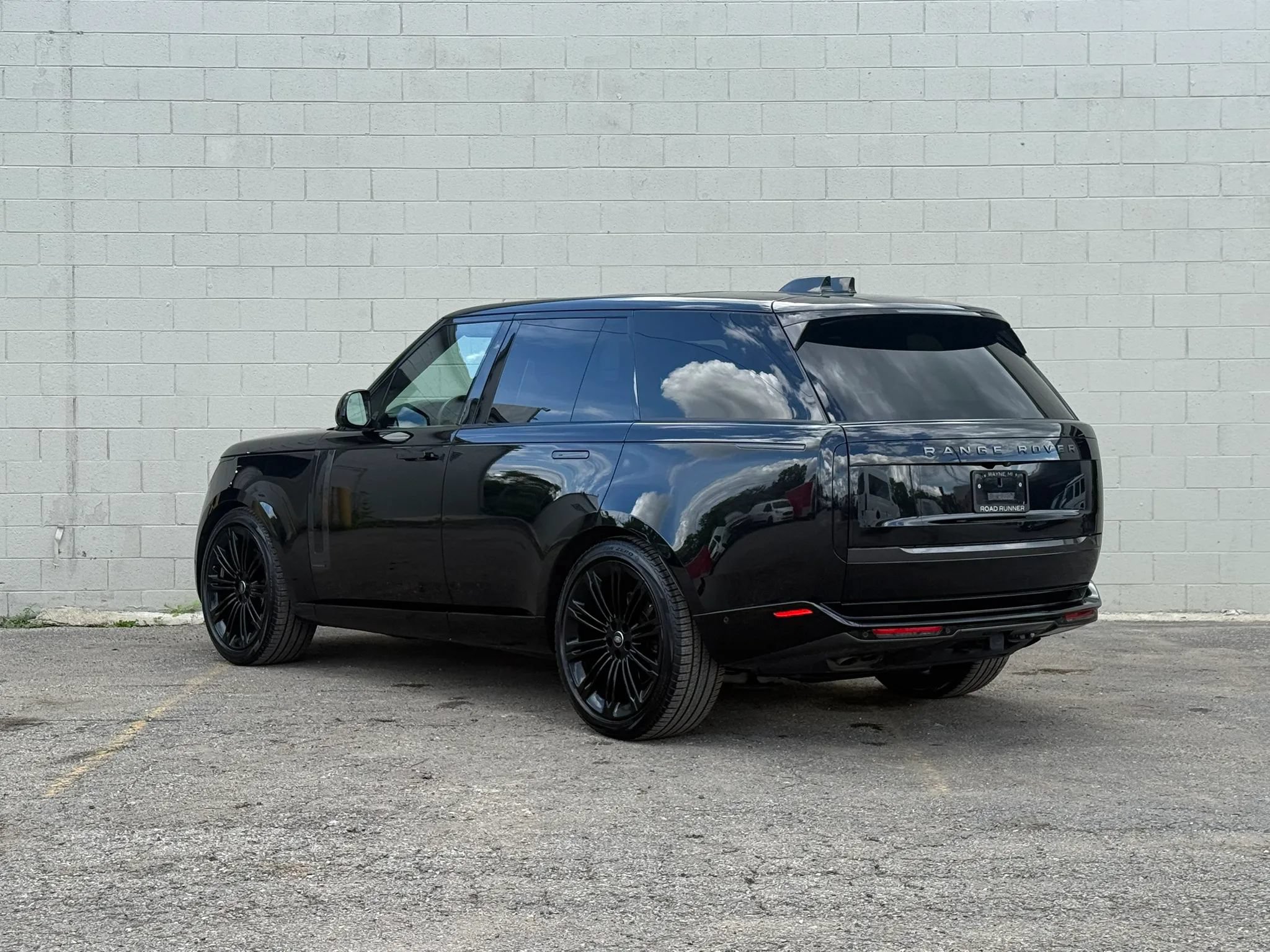 Used 2024 Land Rover Range Rover Autobiography AWD/4WD image 7