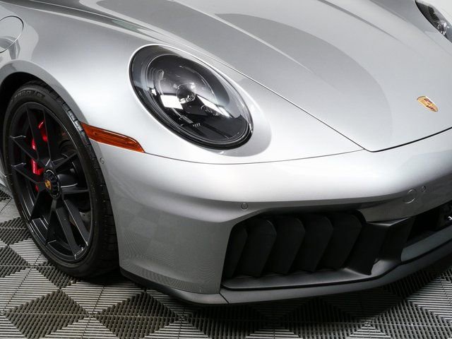 Certified 2025 Porsche 911 Carrera GTS image 32