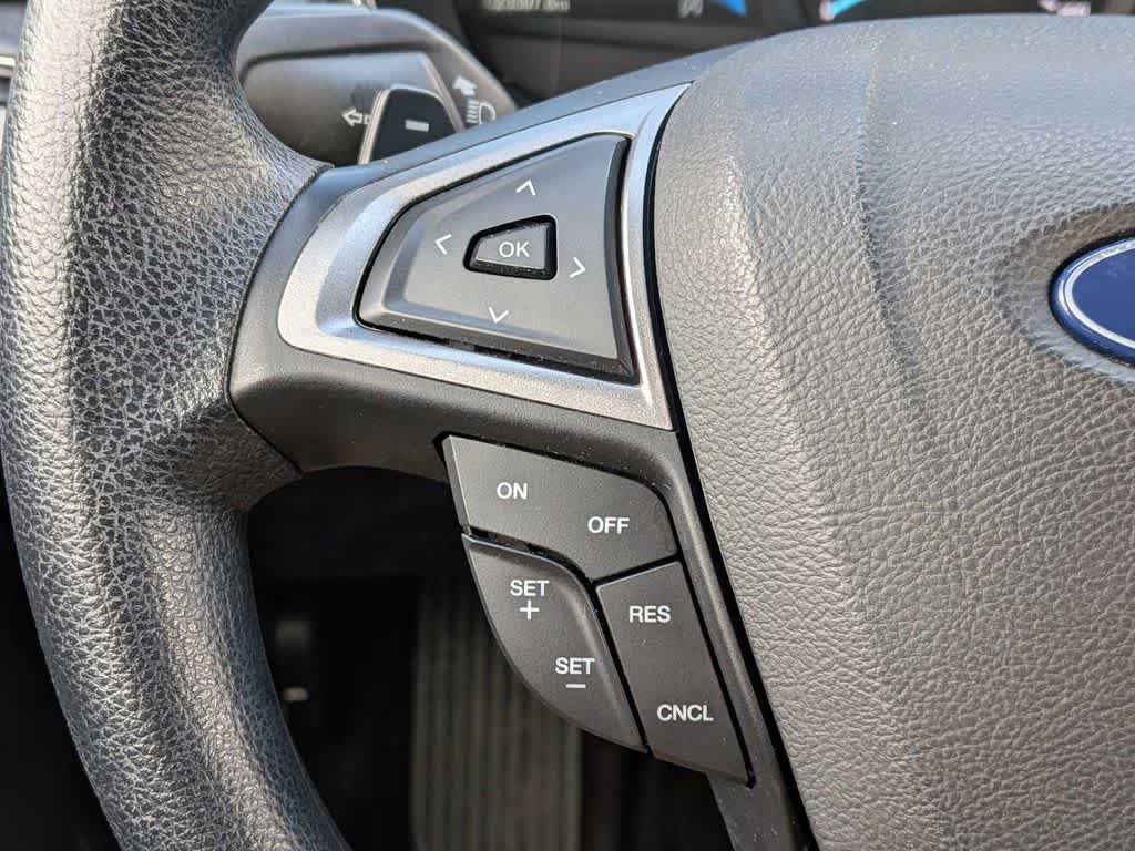 Used 2018 Ford Fusion SE w/ Fusion SE Technology Package FWD image 31
