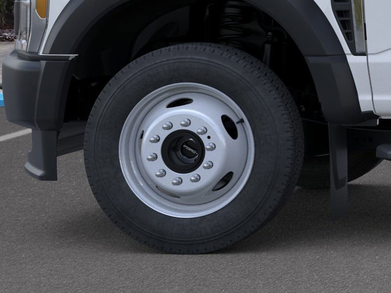 New 2025 Ford F550 4x4 Regular Cab Super Duty image 19