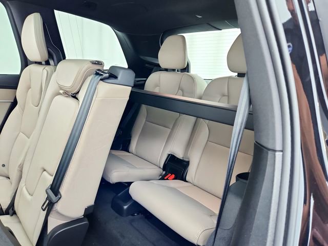 New 2026 Volvo XC90 B6 Ultra w/ Protection Package image 25