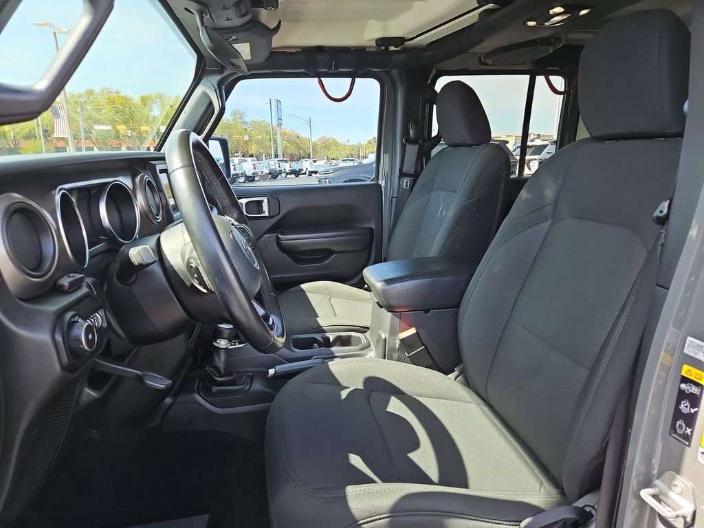 Used 2020 Jeep Wrangler Unlimited Sport image 25