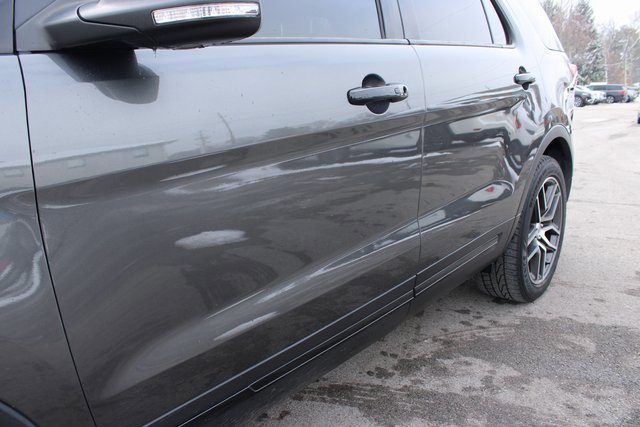 Used 2018 Ford Explorer Sport image 48