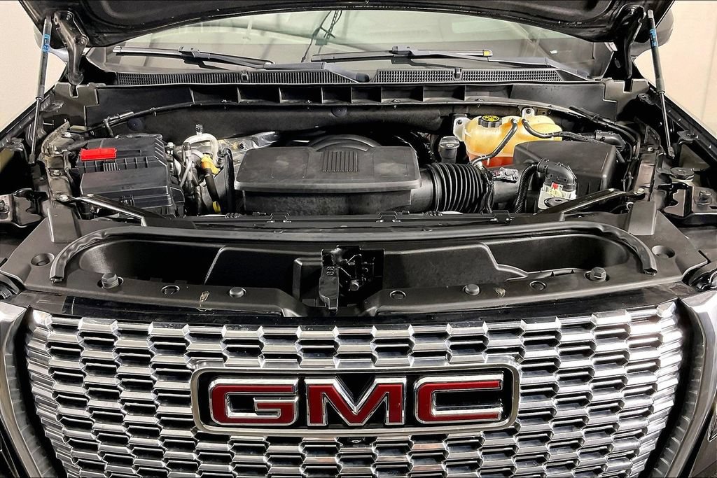 Used 2022 GMC Yukon XL Denali AWD/4WD image 12