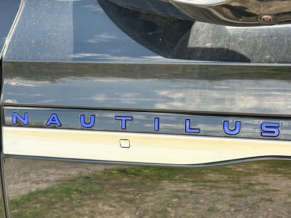 New 2026 Lincoln Nautilus Premier w/ Equipment Group 102A AWD/4WD image 30