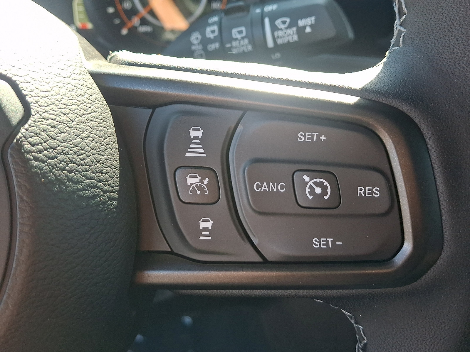 New 2026 Jeep Wrangler Unlimited Rubicon w/ Safety Group AWD/4WD image 17