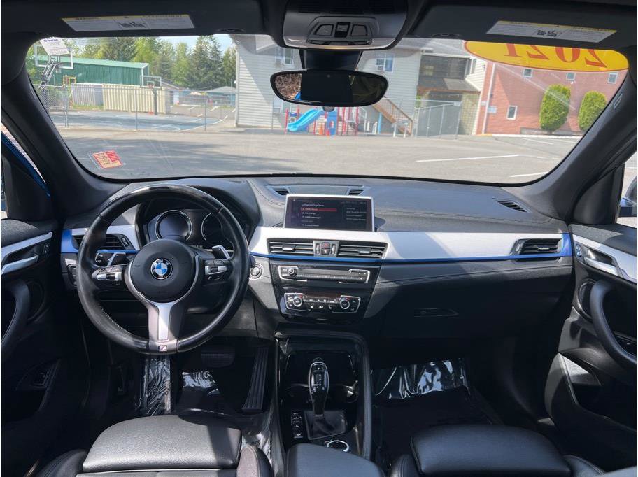 Used 2021 BMW X1 xDrive28i w/ M Sport Package image 6