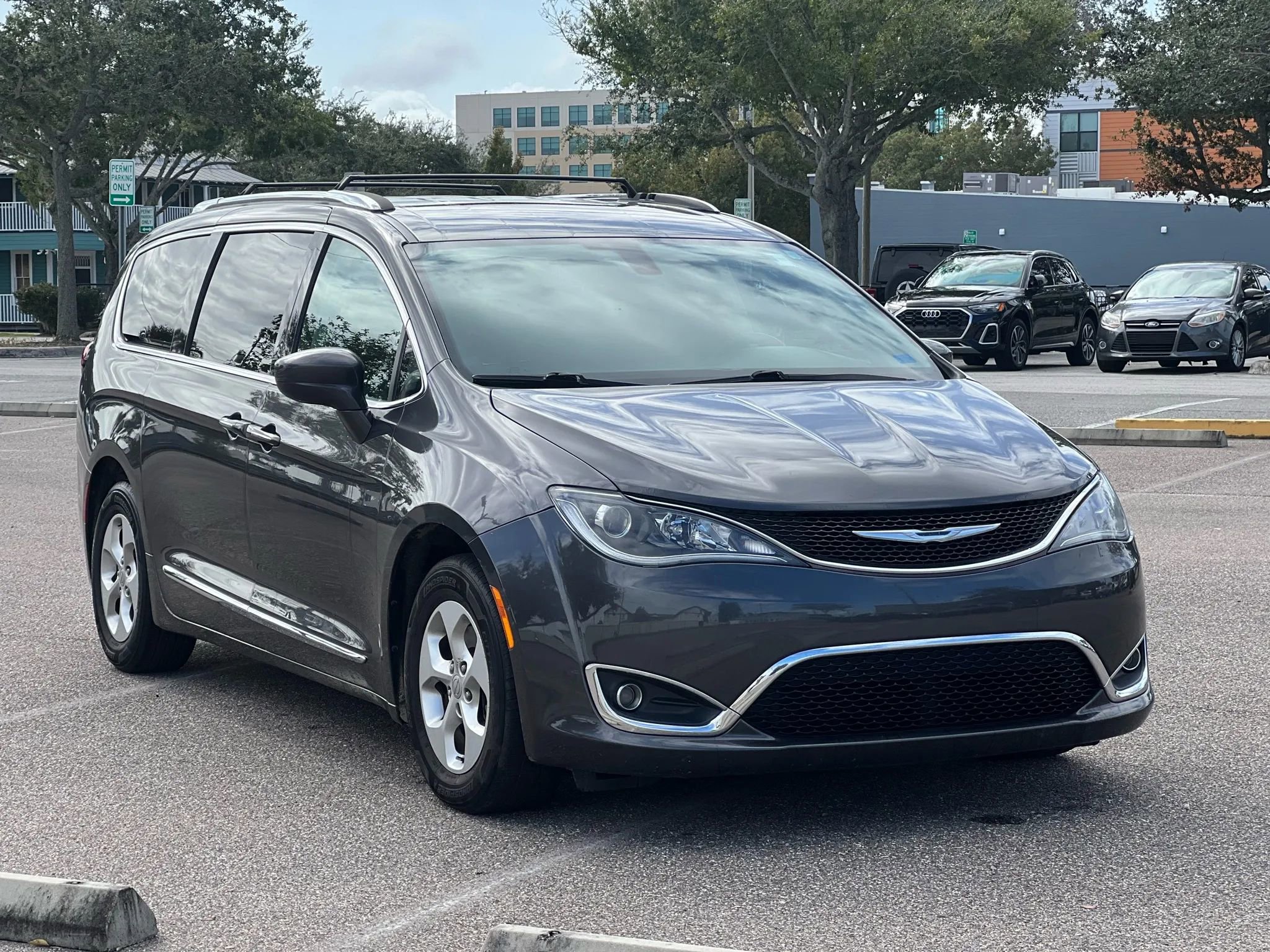 Used 2017 Chrysler Pacifica Touring-L Plus
