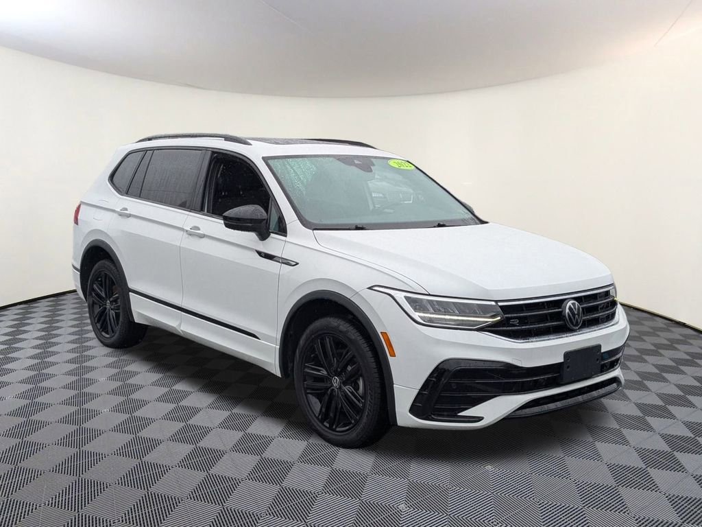 Used 2022 Volkswagen Tiguan SE R-Line
