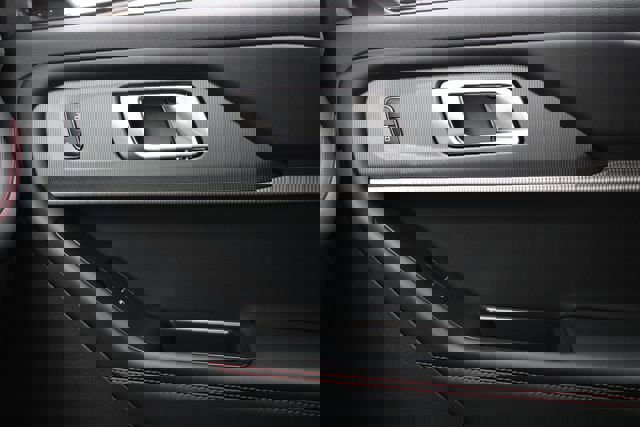 New 2026 Ford Explorer ST-Line image 19