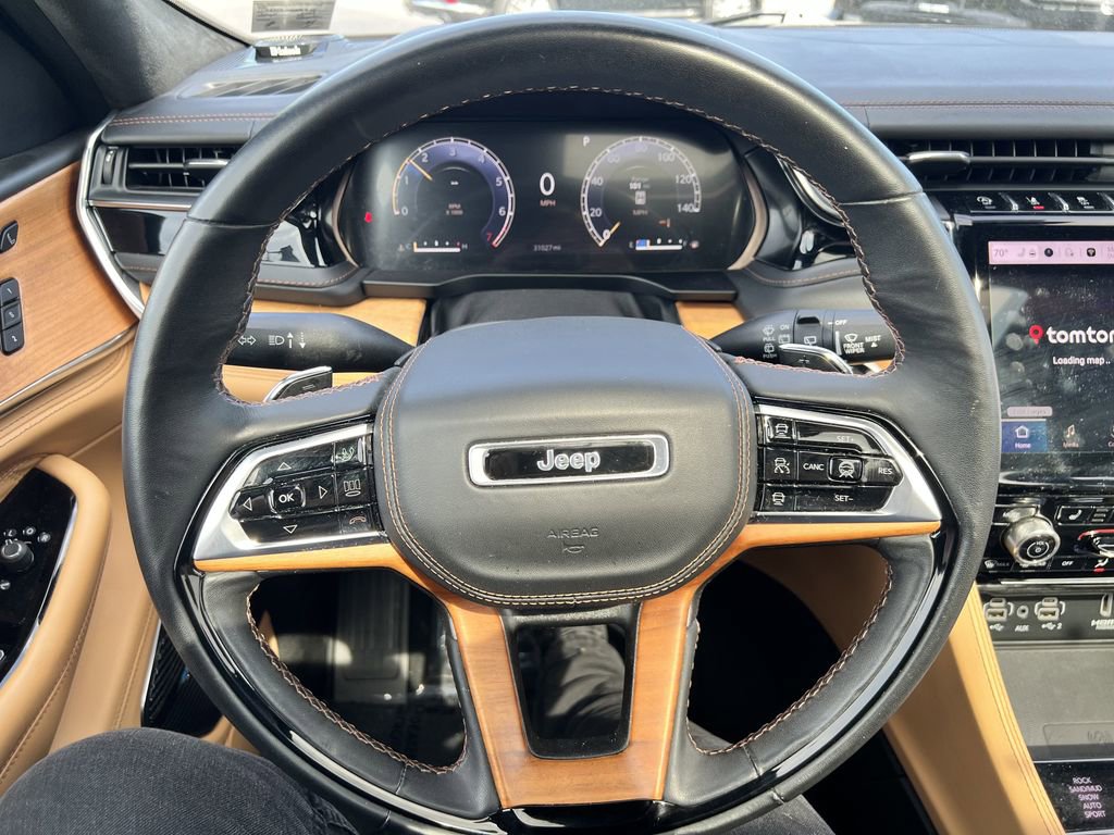 Certified 2024 Jeep Grand Cherokee L Summit AWD/4WD image 10
