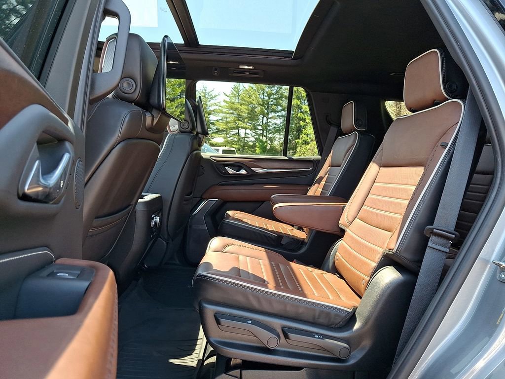Certified 2023 GMC Yukon Denali Ultimate AWD/4WD image 11