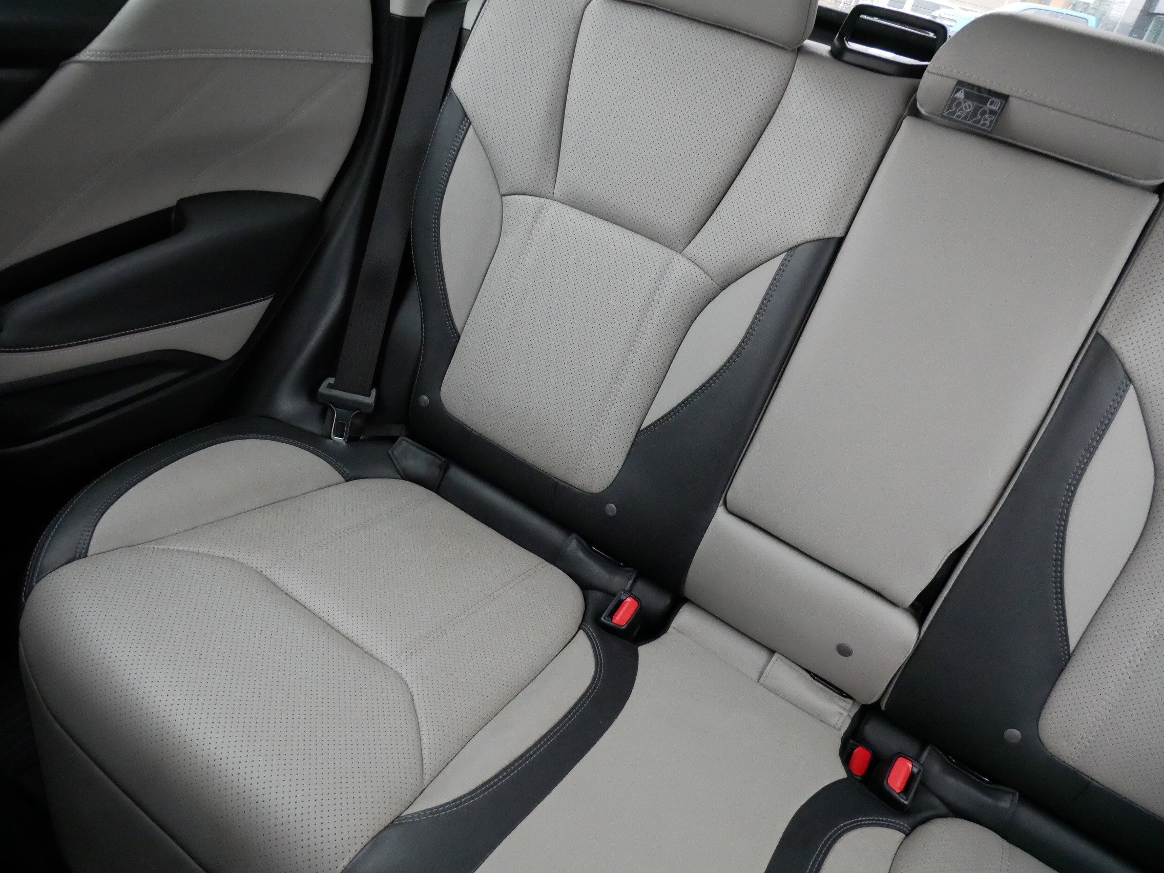 Used 2023 Subaru Forester Limited image 12