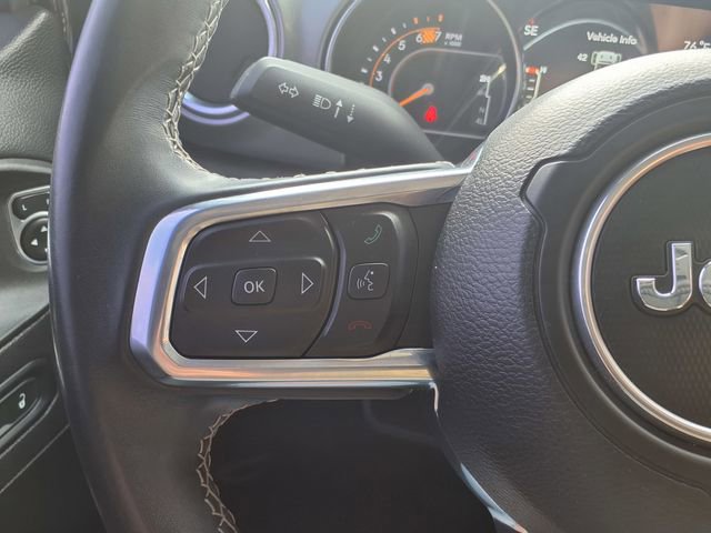 Used 2022 Jeep Wrangler Unlimited Sahara AWD/4WD image 22