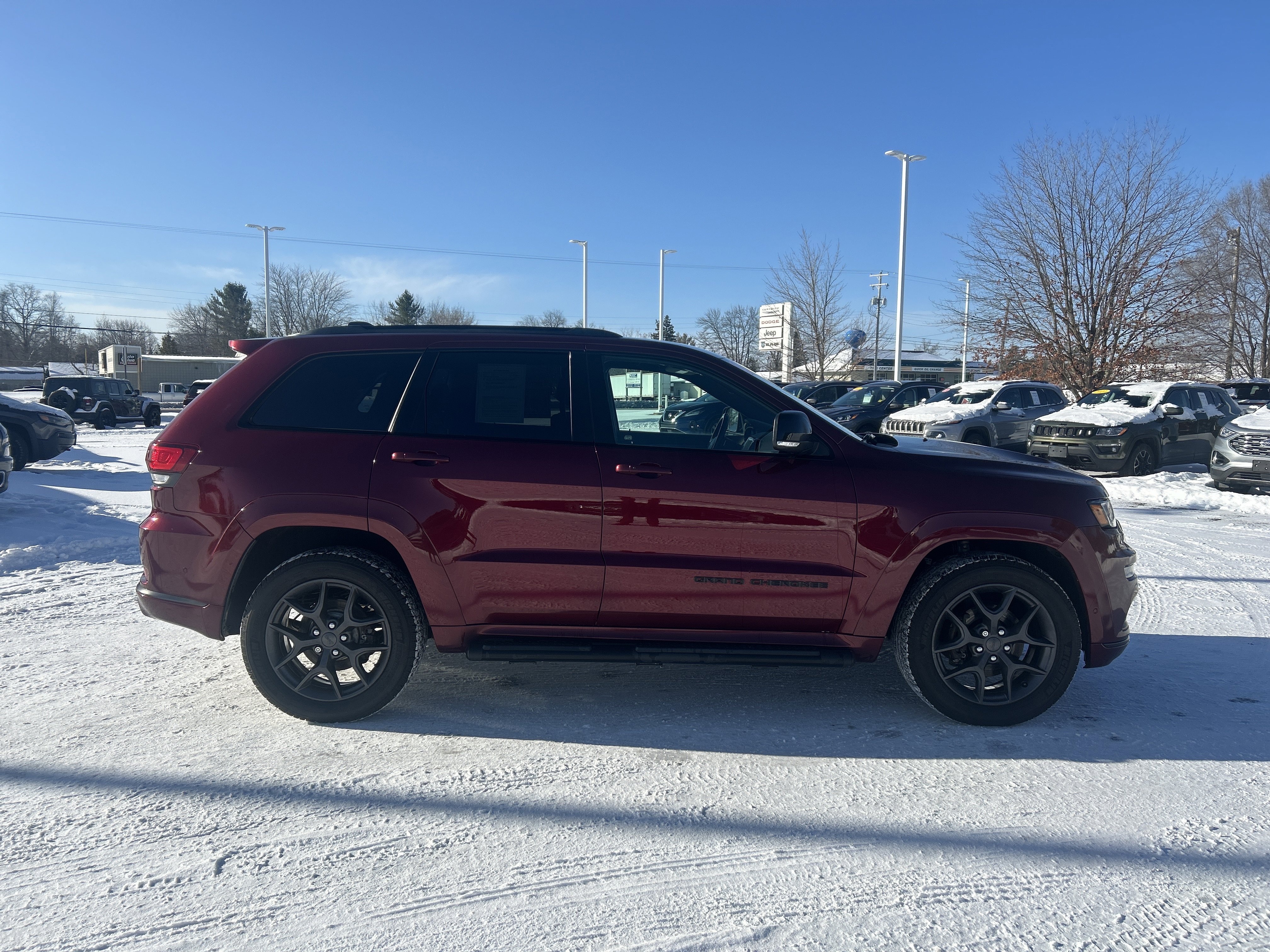 Used 2019 Jeep Grand Cherokee Limited X image 2
