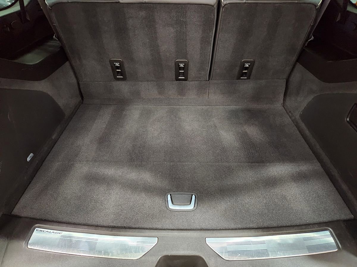 Used 2021 Cadillac Escalade ESV Sport image 60