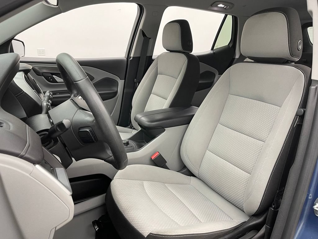 Used 2024 GMC Terrain SLE FWD image 16