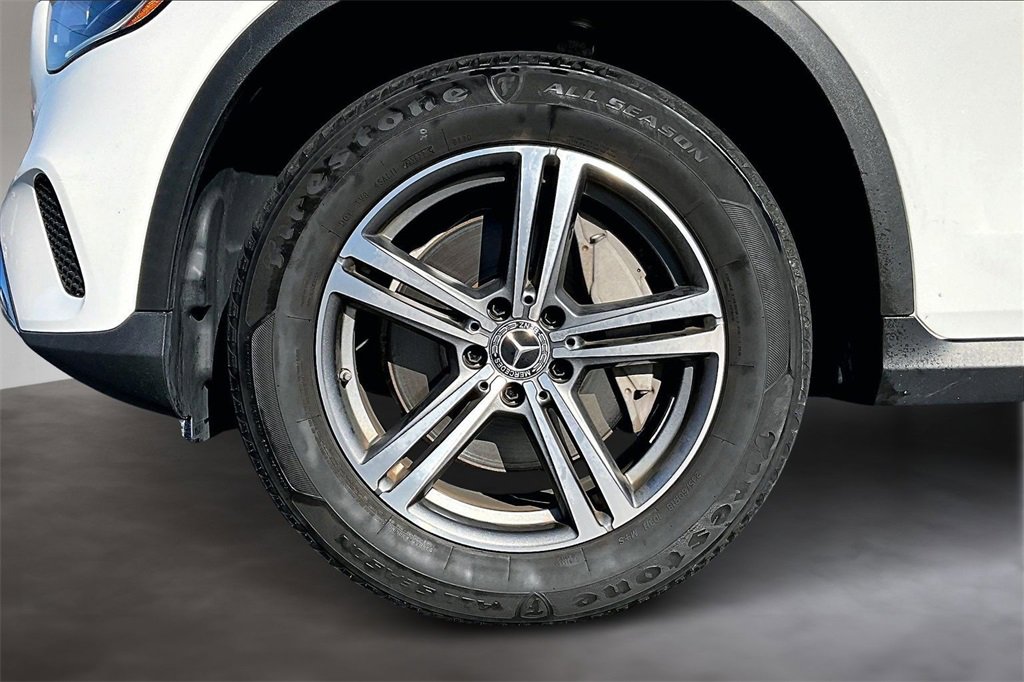 Used 2020 Mercedes-Benz GLC 300 4MATIC image 9